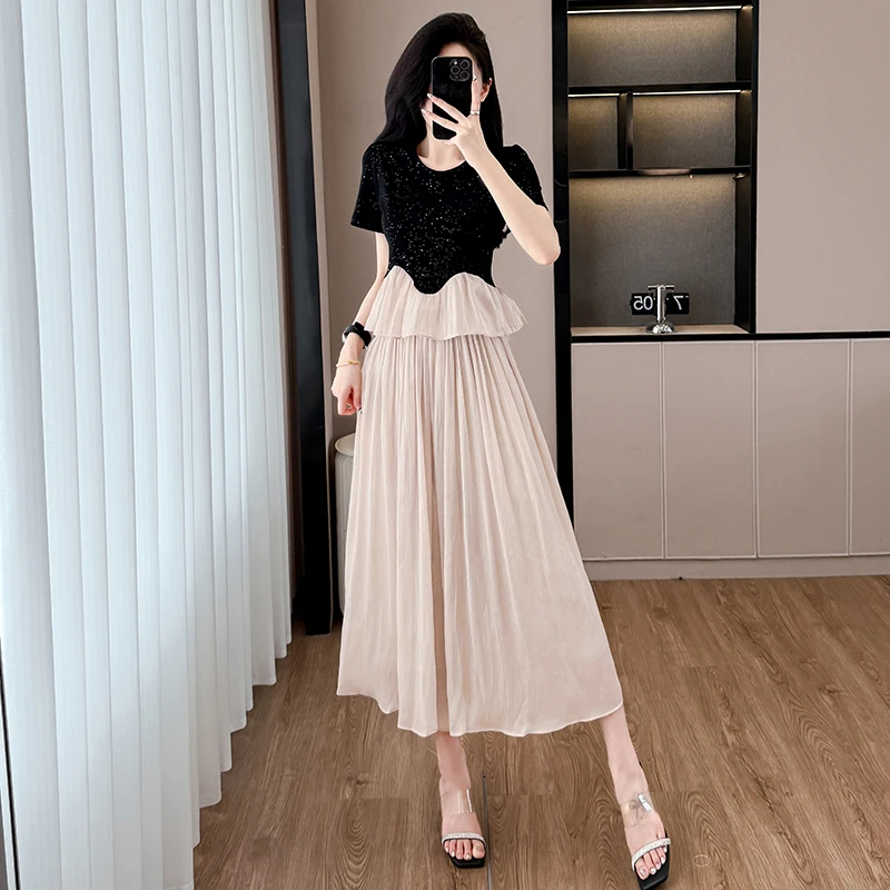 2025夏季时尚爆款小众设计感气质短袖上衣+琉璃冰丝垂感阔腿裤女