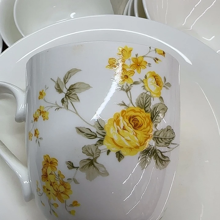 A***·45%以上骨粉骨瓷黄色花杯子一个