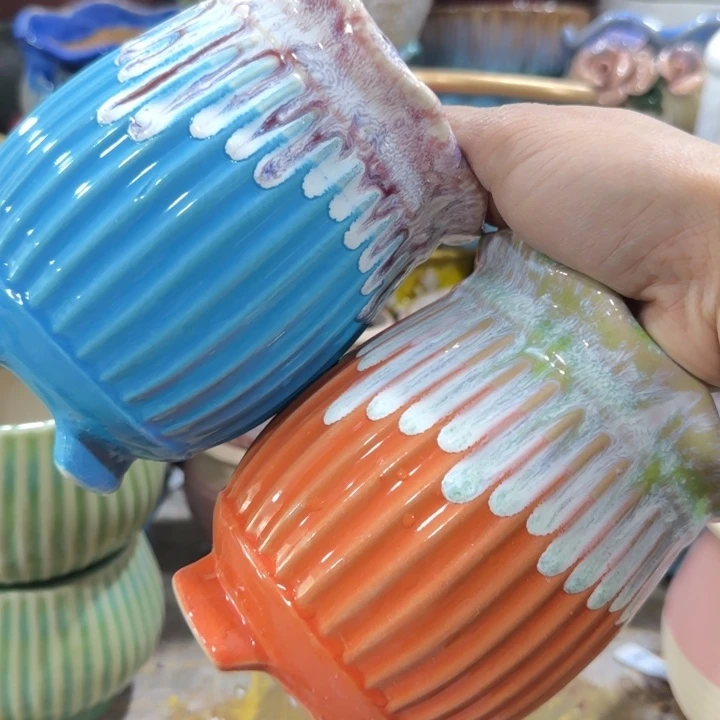 凑9块包邮，有孔花盆