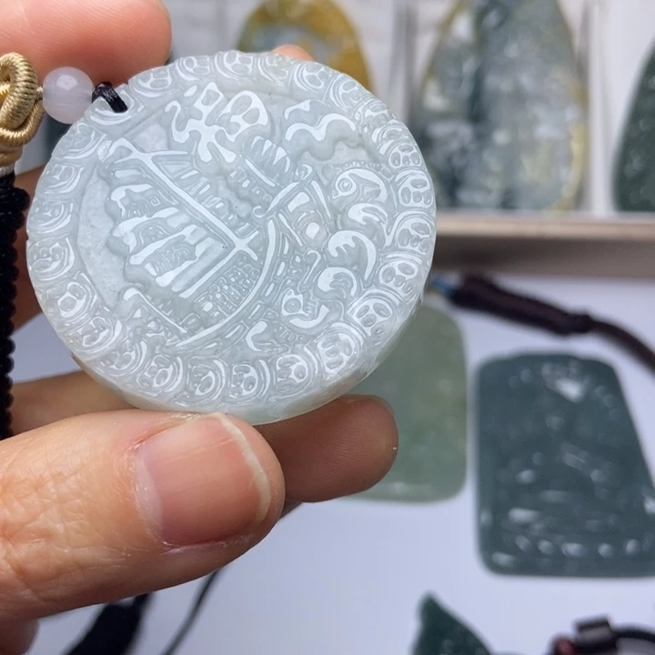 翡翠未镶嵌颈饰翡翠