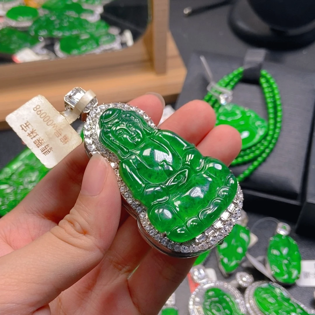 翡翠未镶嵌吊坠(不含链)