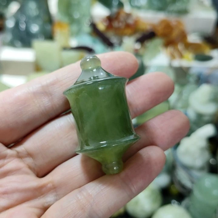 岫玉未镶嵌挂坠款式
