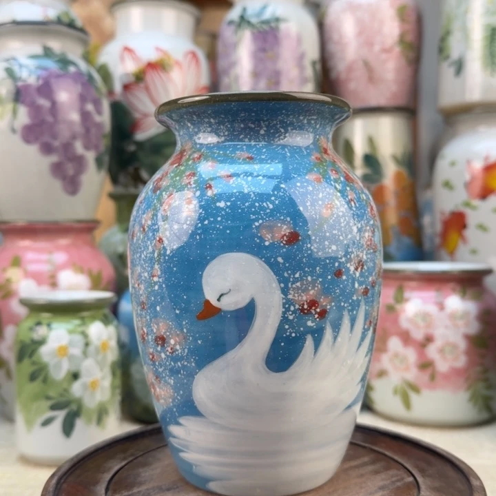 瓷片花瓶5656565656566565