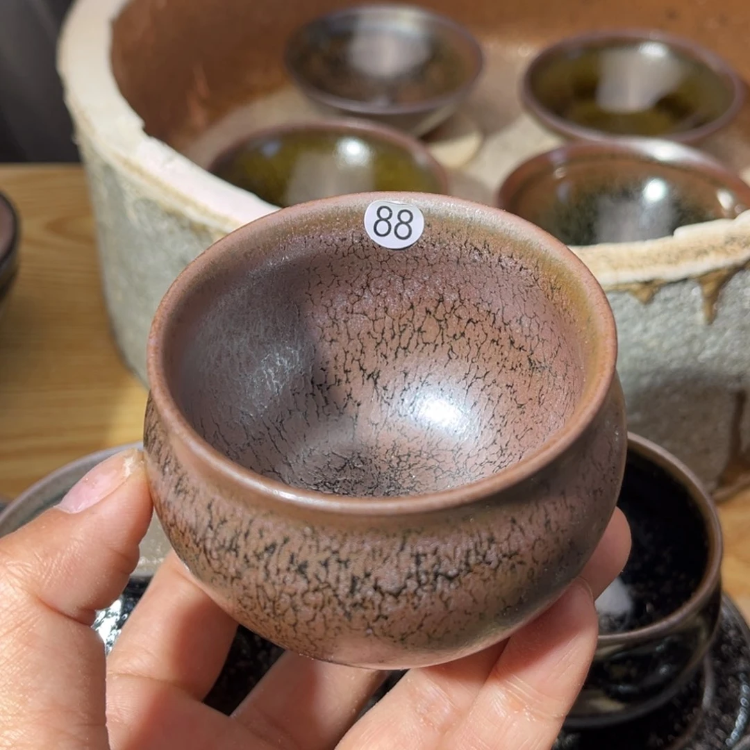 茶盏义兴龙窑坚持真柴烧