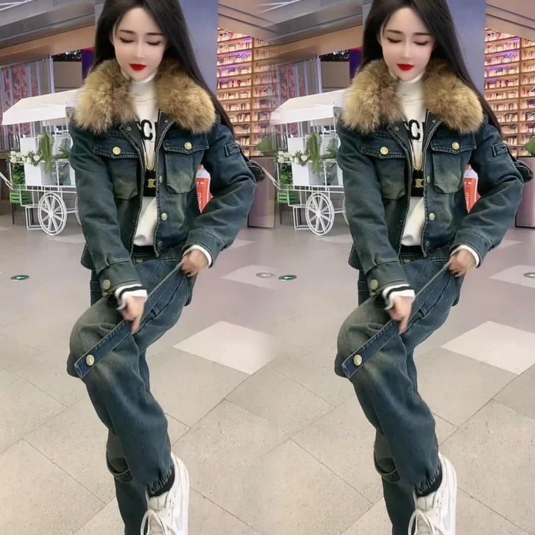 2025秋冬新款新款复古牛仔大毛领外套减龄束腿裤工装风加绒两件套