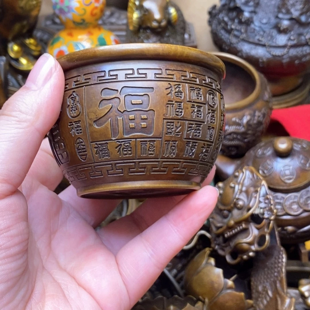 铜器摆件做工精良