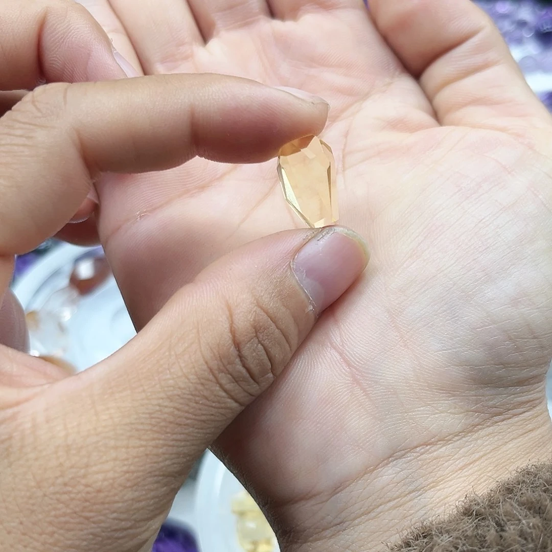 水晶发饰未镶嵌你****）9水晶