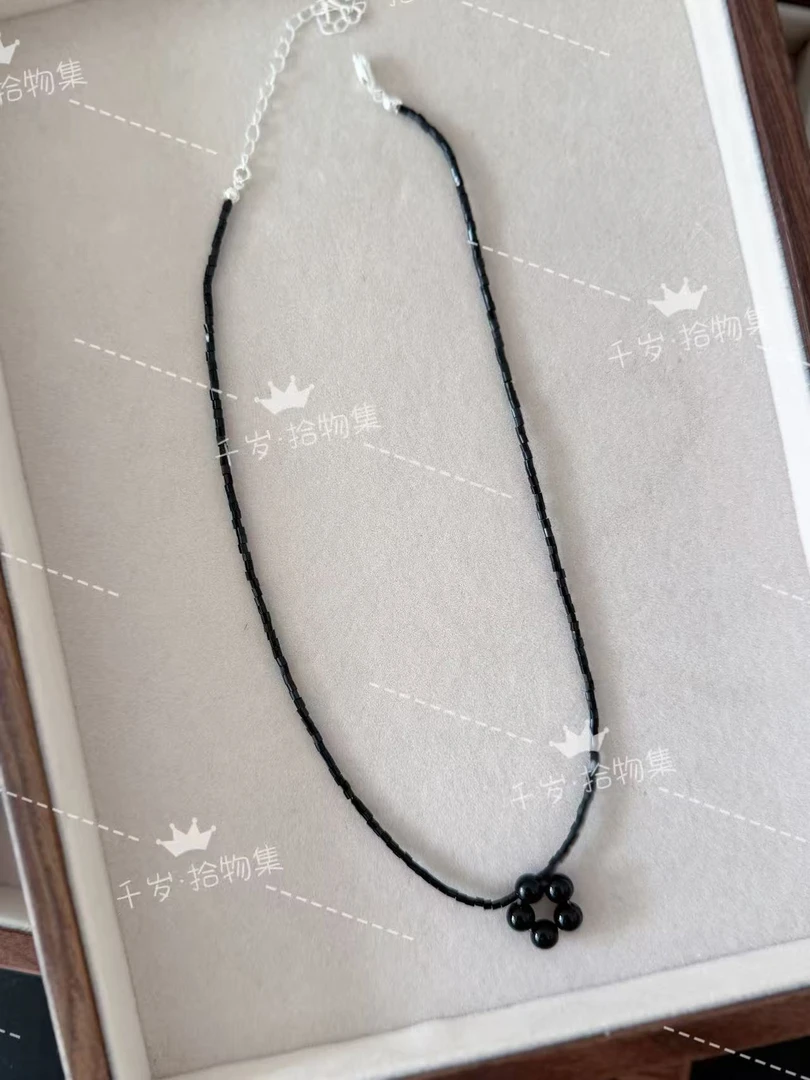 非金属树脂项链 INS风黑色花朵串珠项链（104）