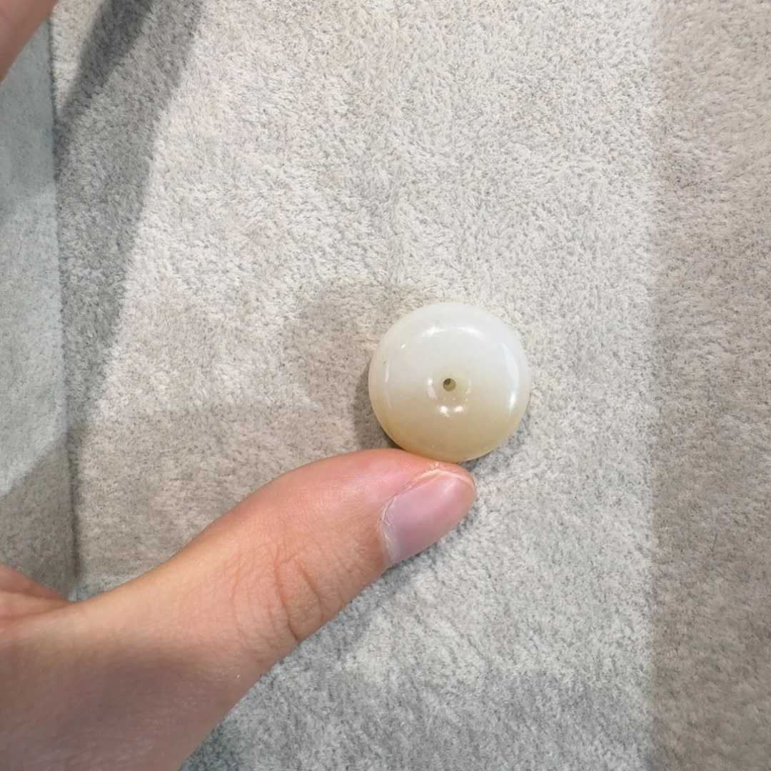 和田玉（糖玉）未镶嵌吊坠(赠链)24mm