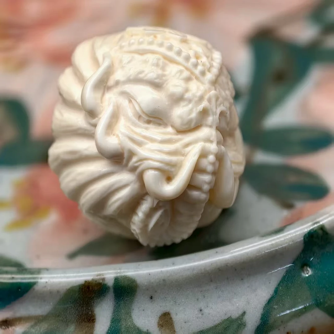 S890【象神】精品猛犸象牙21*19.9左右文玩顶珠锁骨珠简约配饰