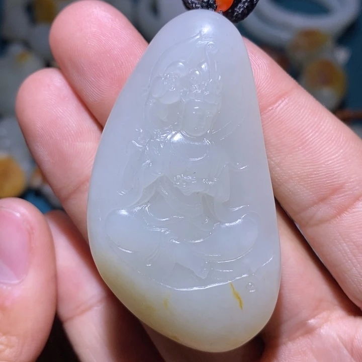 和田玉颈饰未镶嵌