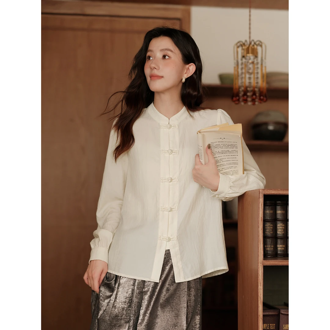 木易易 新中式国风盘扣泡泡袖衬衫女秋季独特超好看薄款长袖衬衣