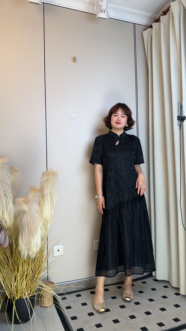 【五爱批发】长裙短袖日常通勤薄款镂空领旗袍黑色夏季宽松性感风