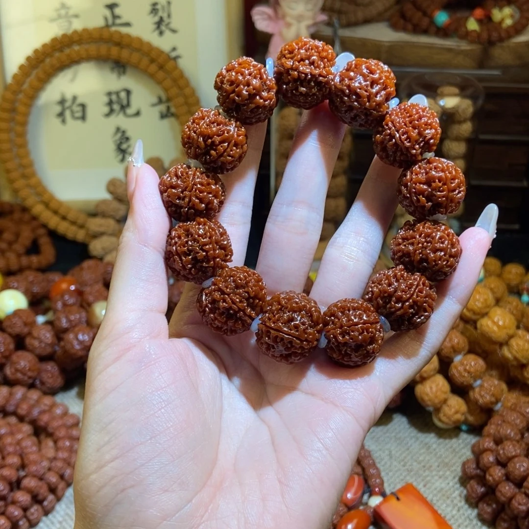 金刚菩提手串平*心226玉化一物