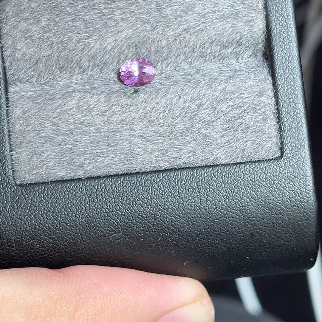 彩色蓝宝石裸石无烧紫蓝宝