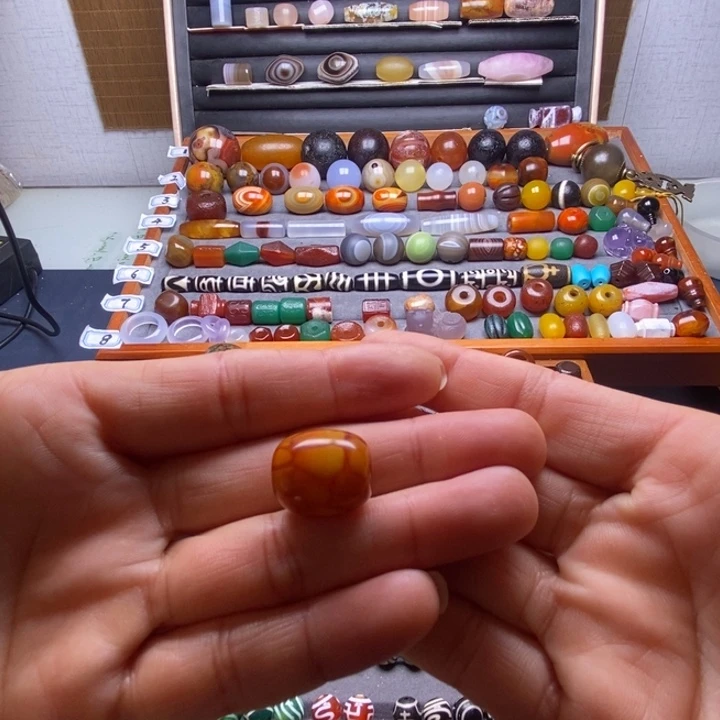 玛瑙/玉髓未镶嵌巴西玛瑙饰品桶珠