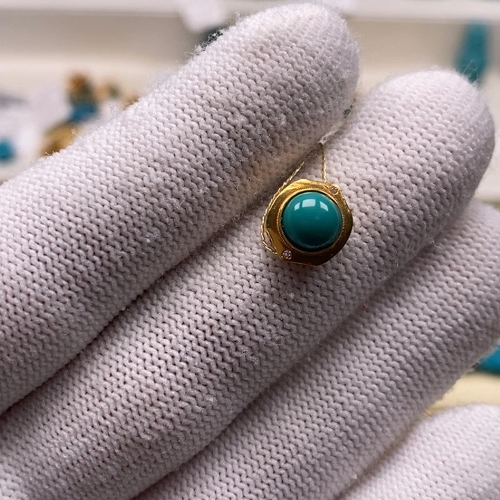 绿松石珠宝奇石18K金镶嵌