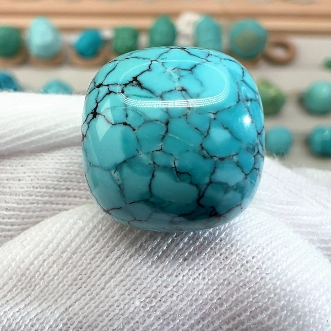 绿松石配饰未镶嵌