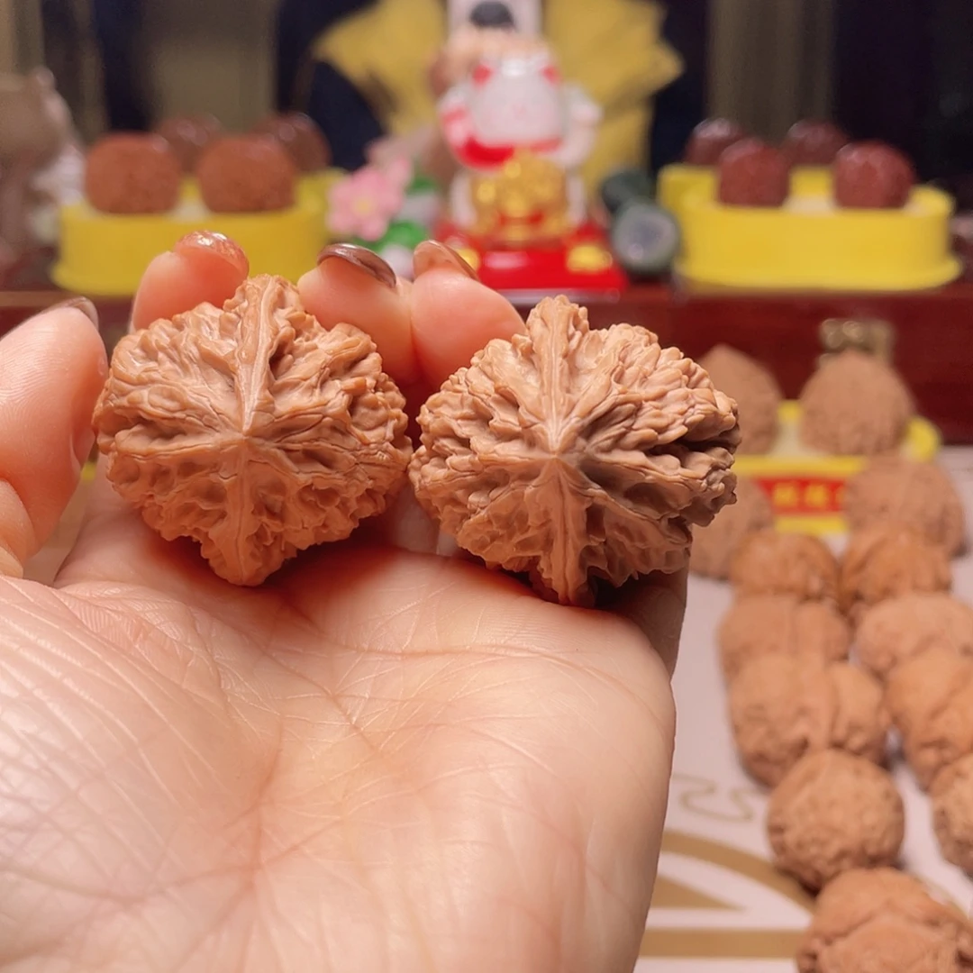 文玩核桃吊坠十三鸡