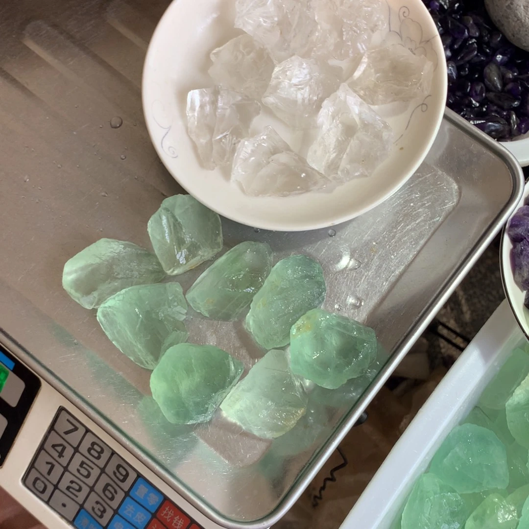 Z***-水晶珠宝半成品未镶嵌天然