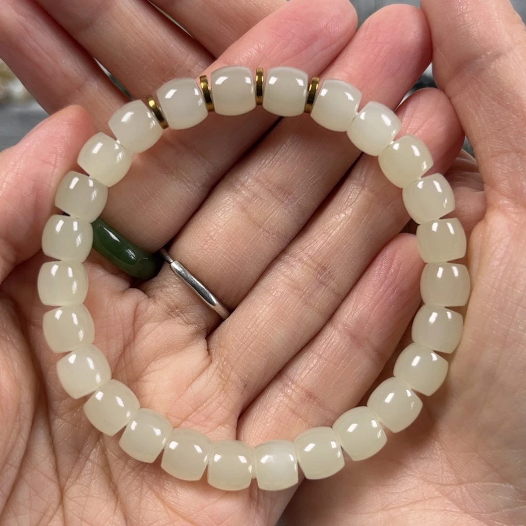 和田玉手链未镶嵌卡8直切珠宝级