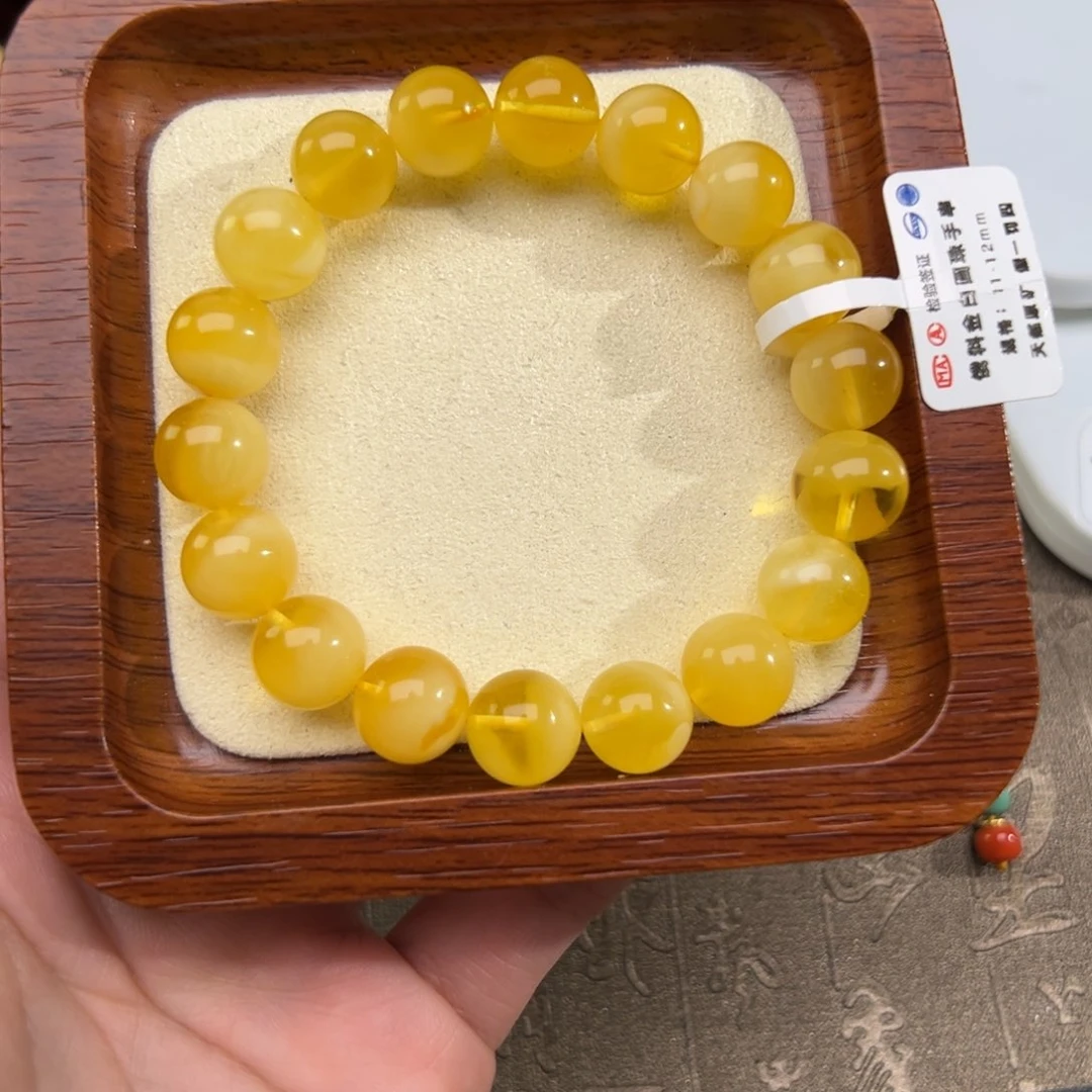 琥珀裸石未镶嵌琥珀裸石未镶嵌196