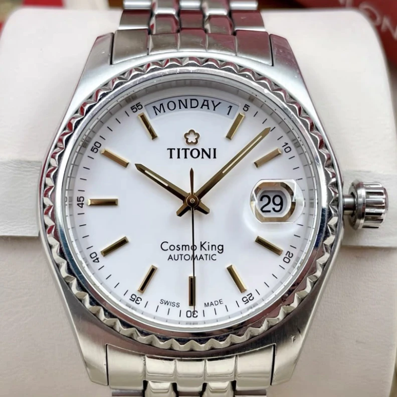 99新 Titoni/梅花 梅花/宇宙系列/表径38.5mm