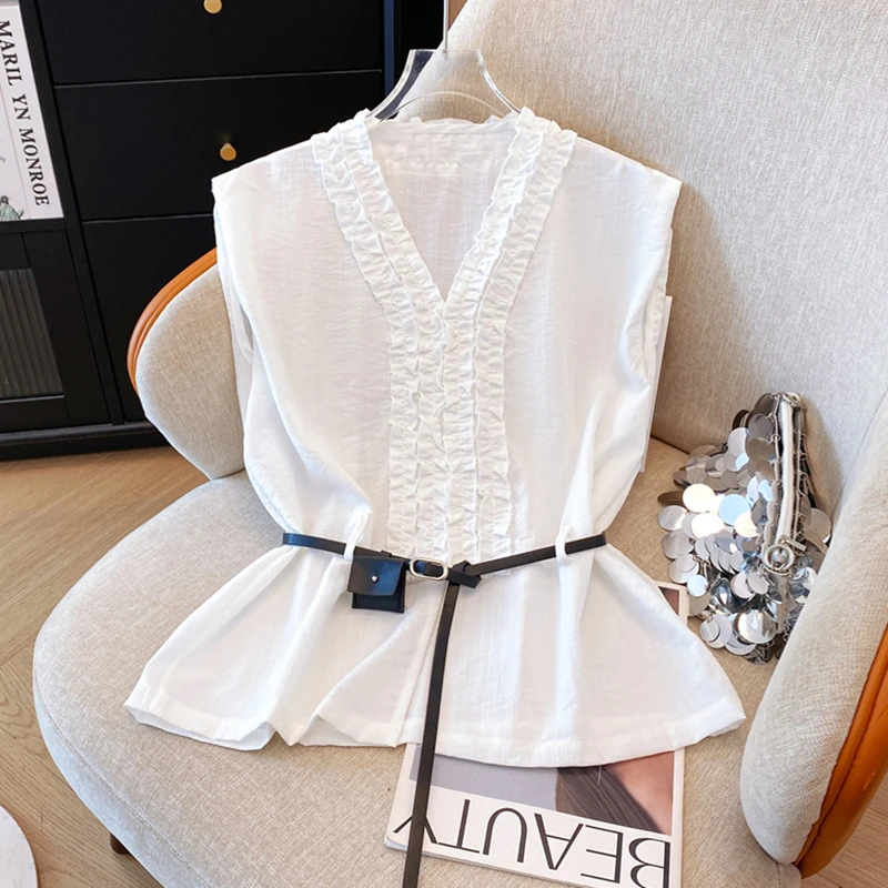 2025夏季新款木耳边V领无袖亚麻背心衬衫女设计感宽松显瘦上衣潮