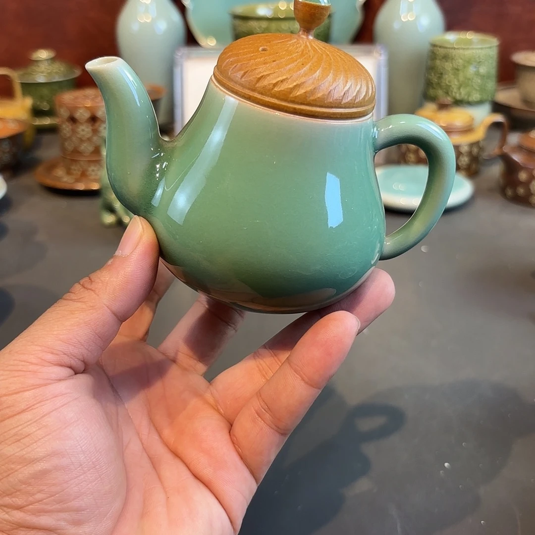 瓷片龙泉青瓷福利青瓷