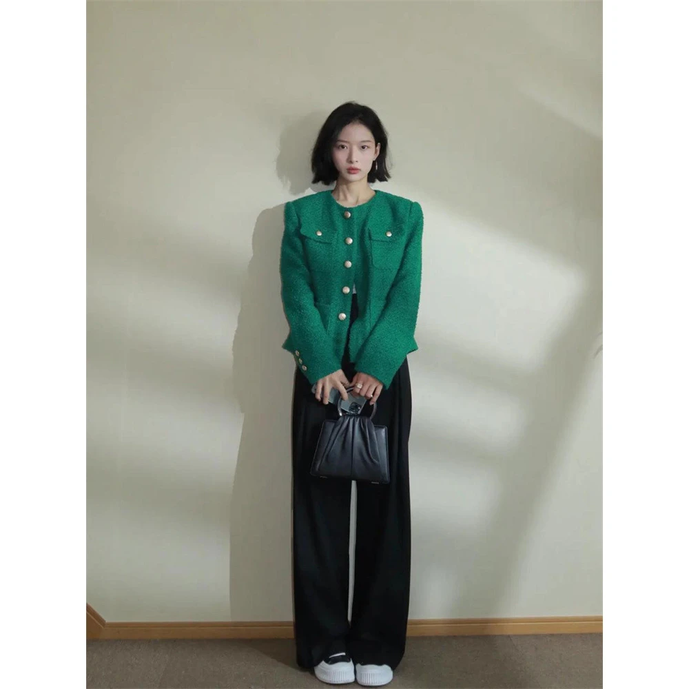 橄榄绿名媛炸街显瘦加厚小香风夹克外套女新年战衣冬季新款小个子