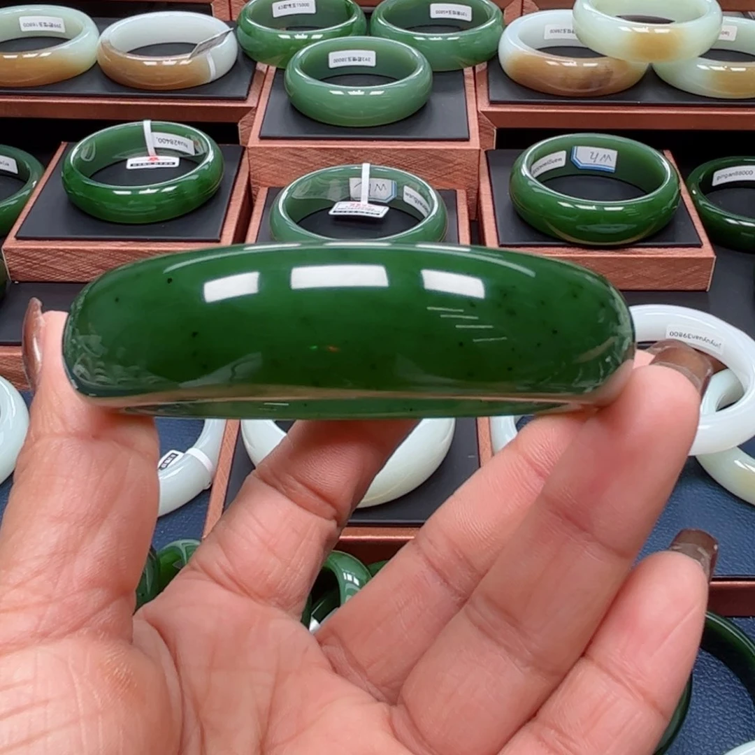 未镶嵌手镯和田玉（碧玉）60.61