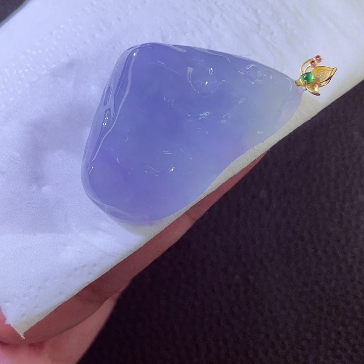 翡翠18K金镶嵌颈饰翡翠