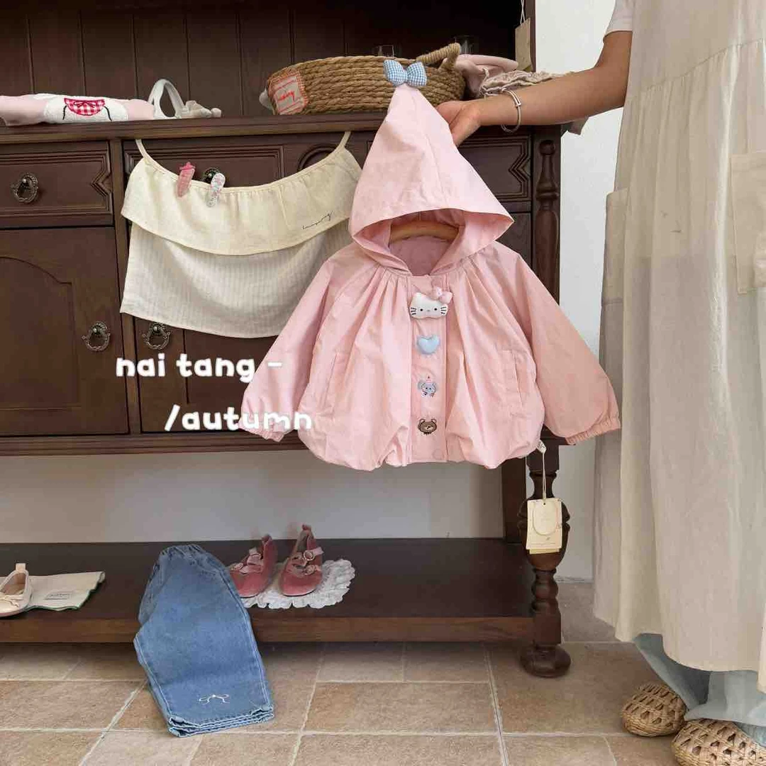 【BaoBao】秋款女童韩版刺绣爱心外套531111