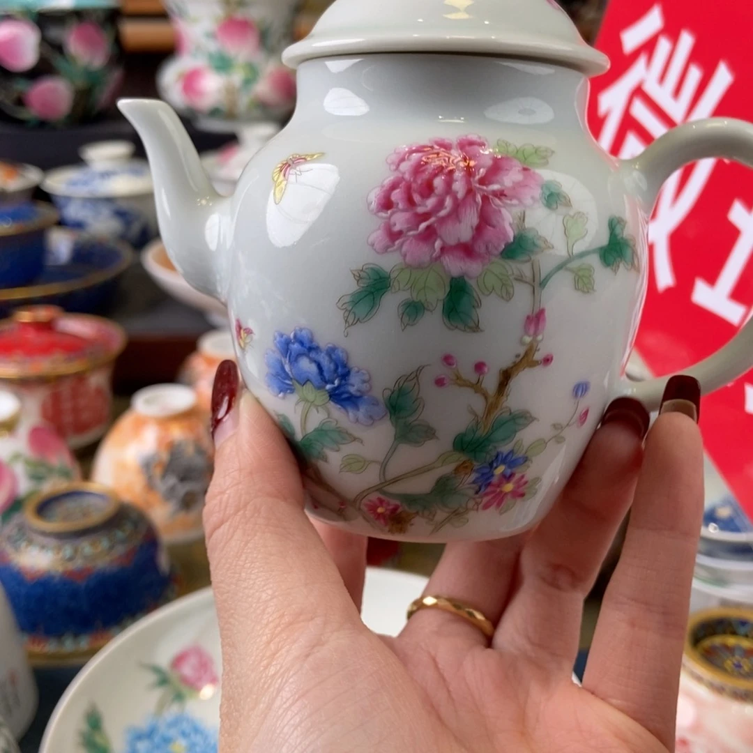 问问自己的问题，陶瓷艺术品