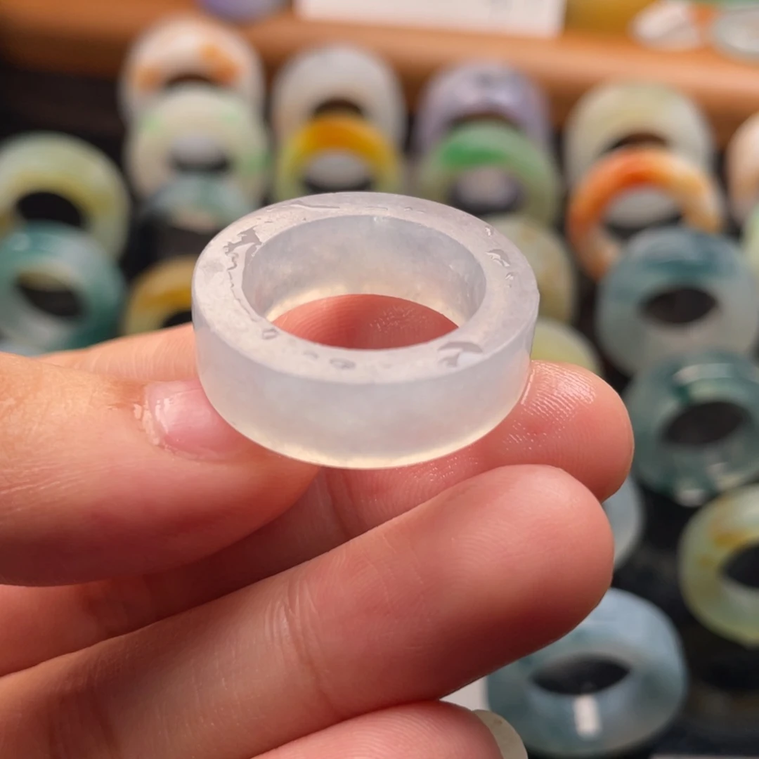 未镶嵌定制翡翠  白月光