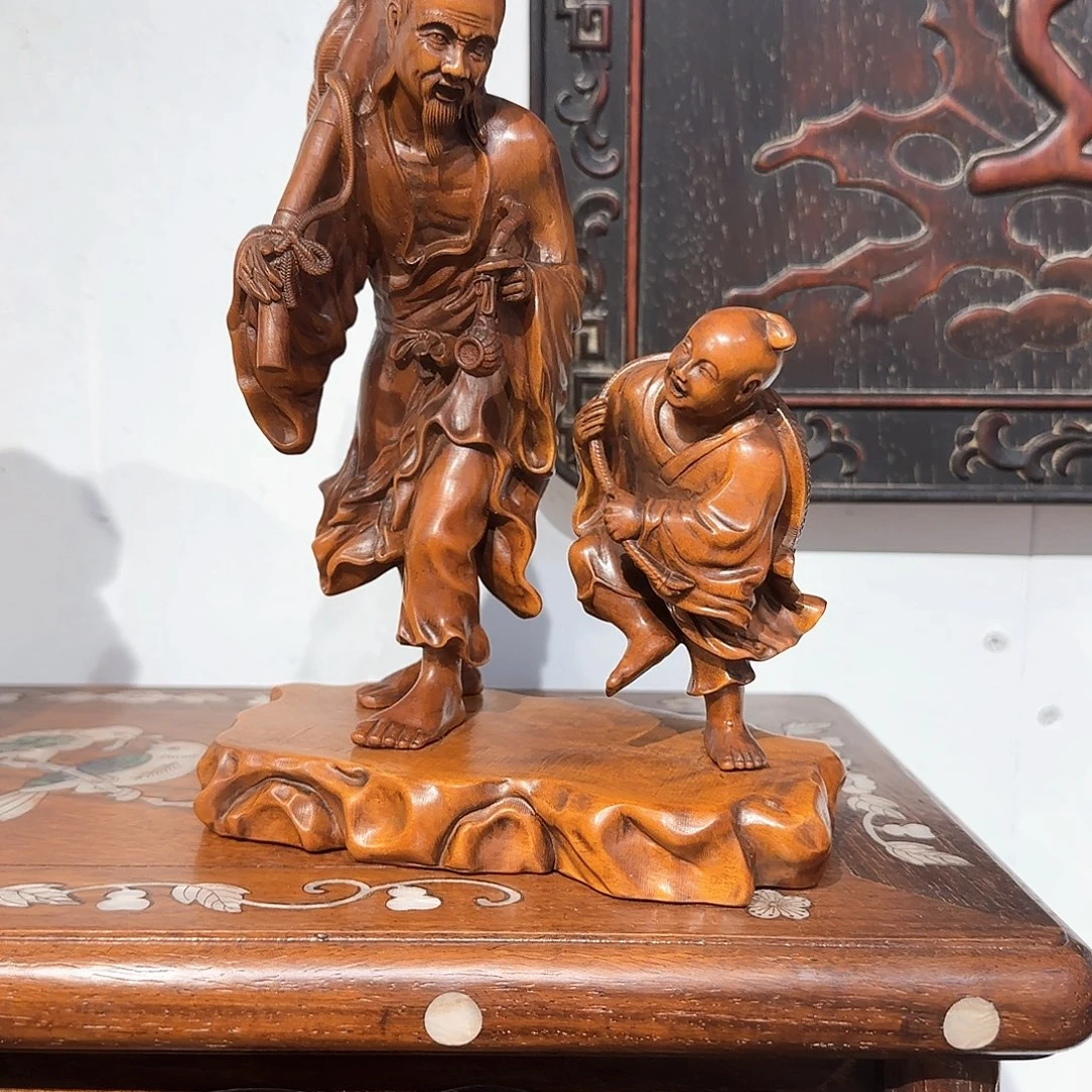 廣***黄杨木摆件一个鱼尾