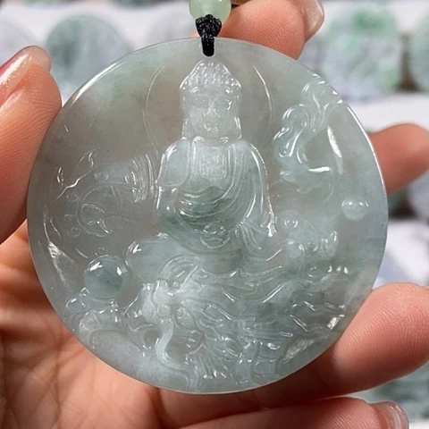 翡翠颈饰未镶嵌玉龙大日如来福利