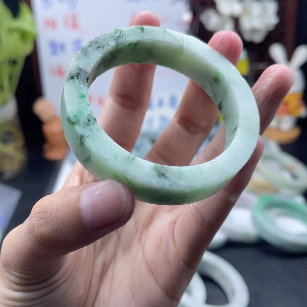 未镶嵌正圈翡翠手镯定制翡翠
