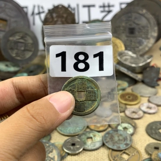 治***人铜现代文创工艺品