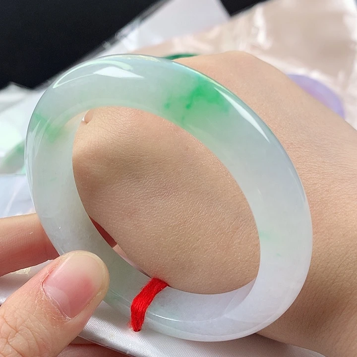 翡翠未镶嵌手镯56.7小纹