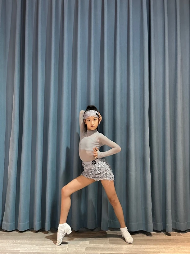 TOP舞服《冬的圆舞曲》