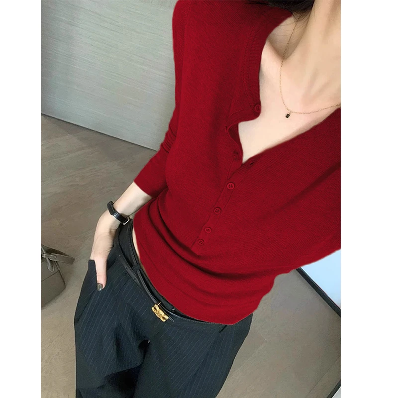 高级优雅羊毛纽扣半开衫上衣套头女洋气春秋新款软糯红色打底毛衣