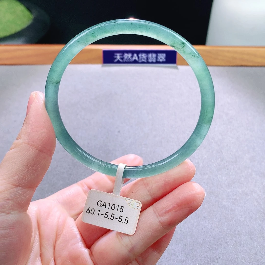 未镶嵌手镯翡翠天然翡翠手镯a货