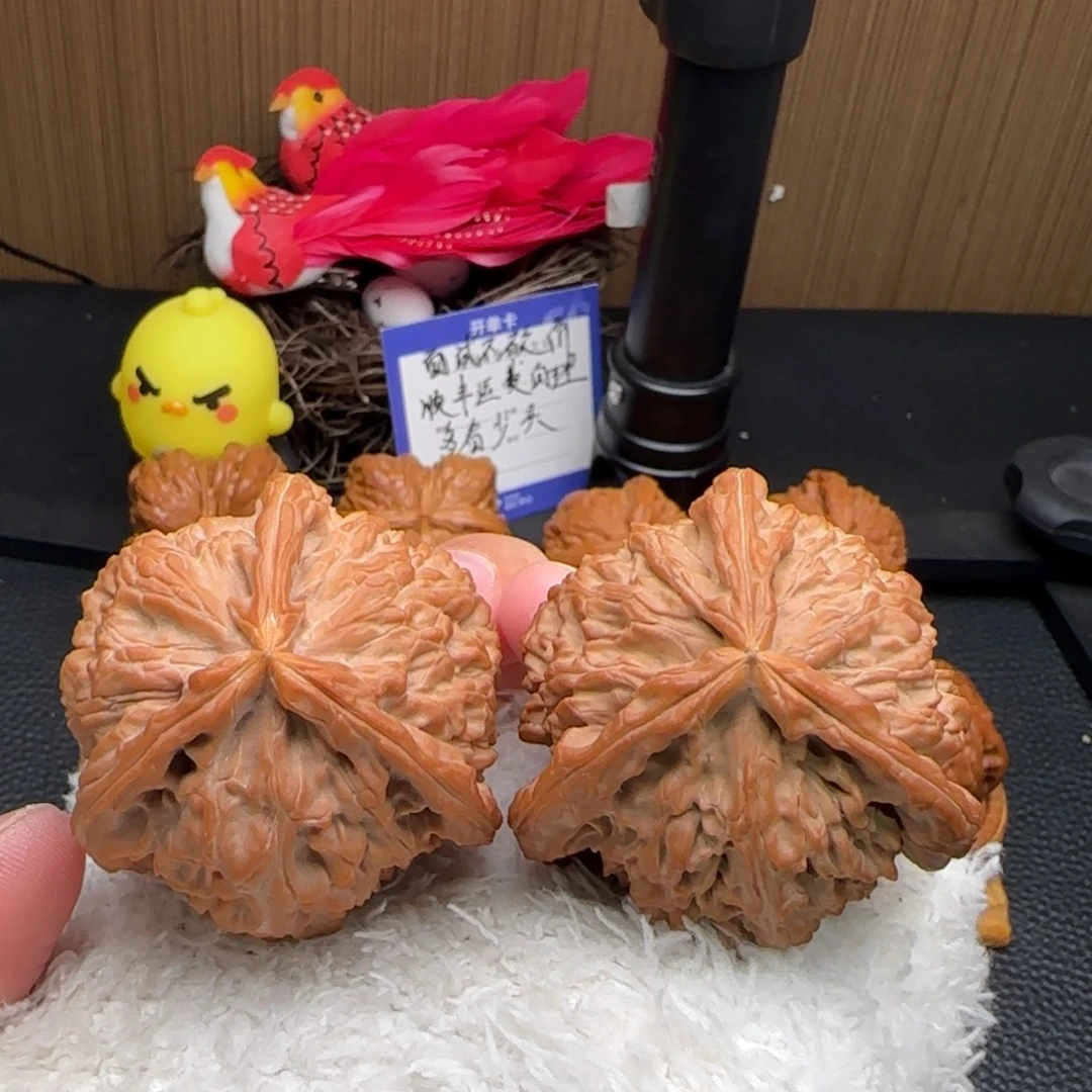 把件文玩核桃白奔45
