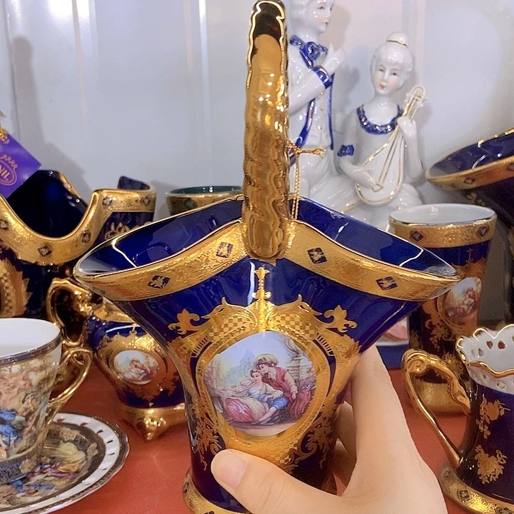 瓷片微瑕……………………………………