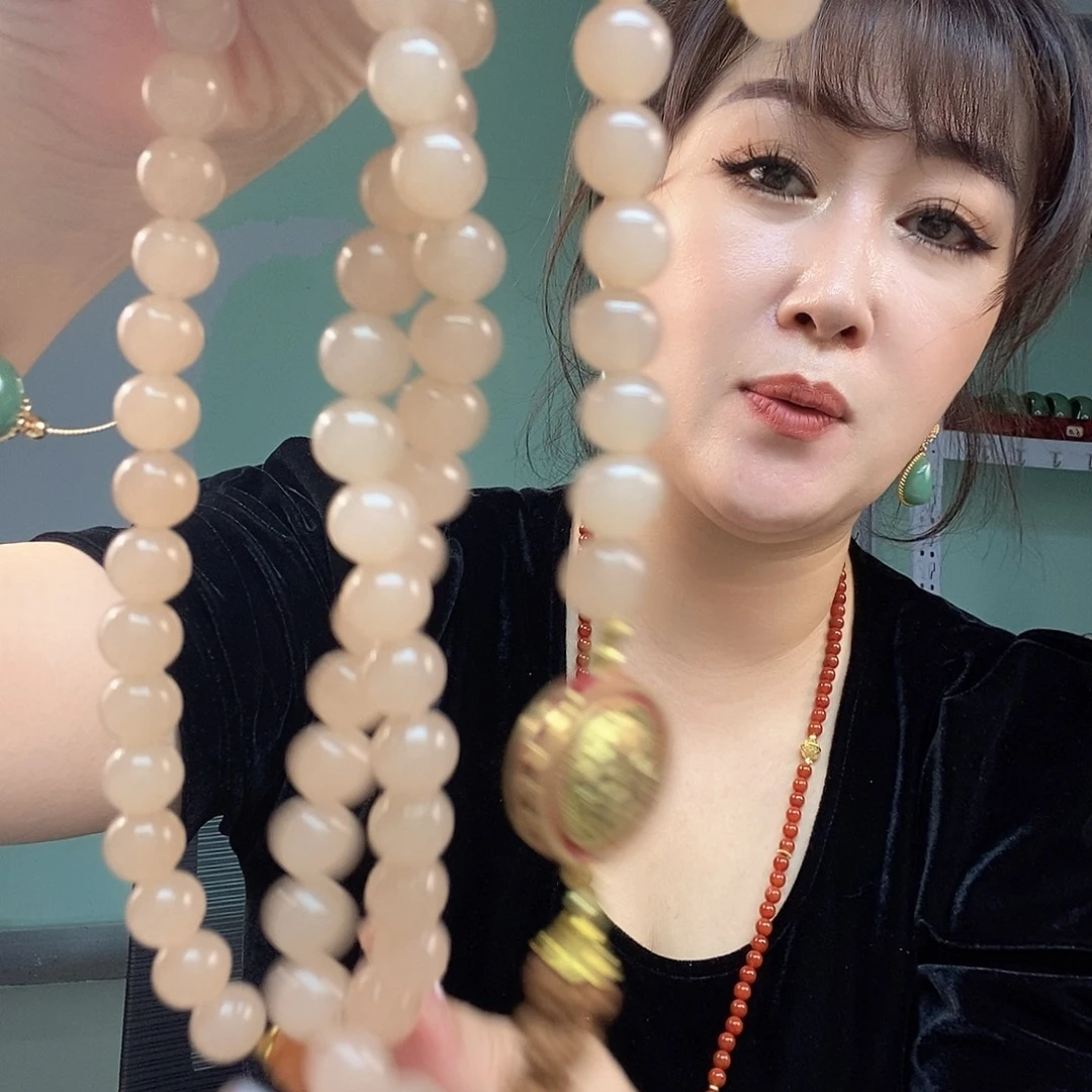 未镶嵌手镯石英质玉