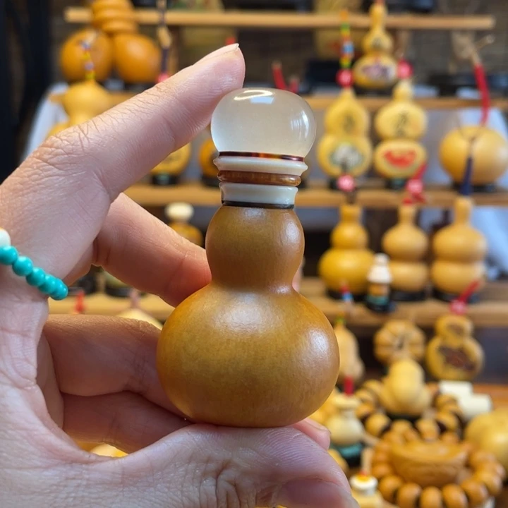 【****】天然葫芦自然生长