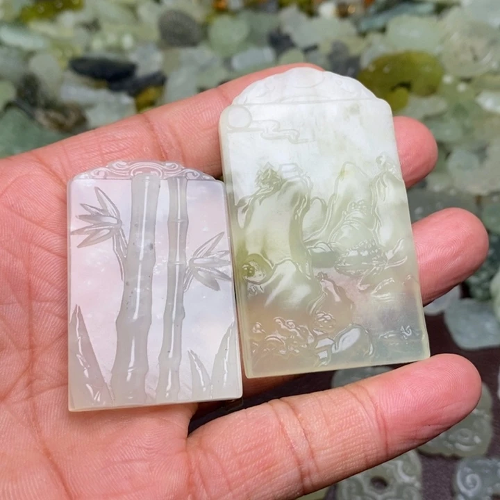 蛇纹石玉颈饰合金116