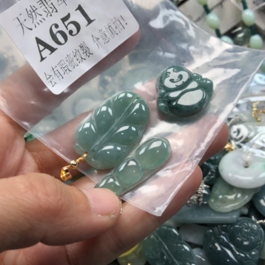 颈饰未镶嵌翡翠翡翠