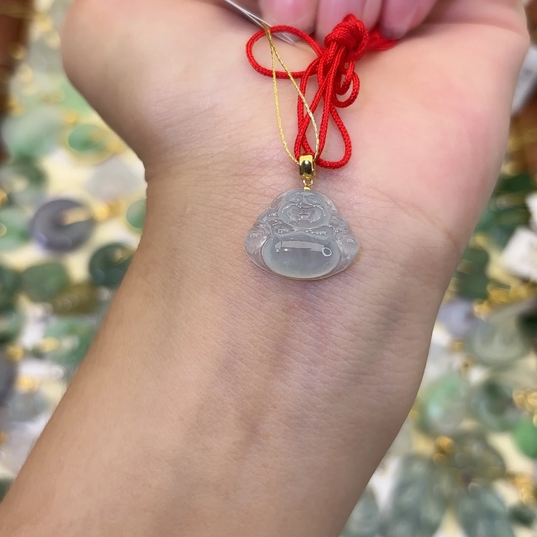 翡翠18K金镶嵌颈饰佛公